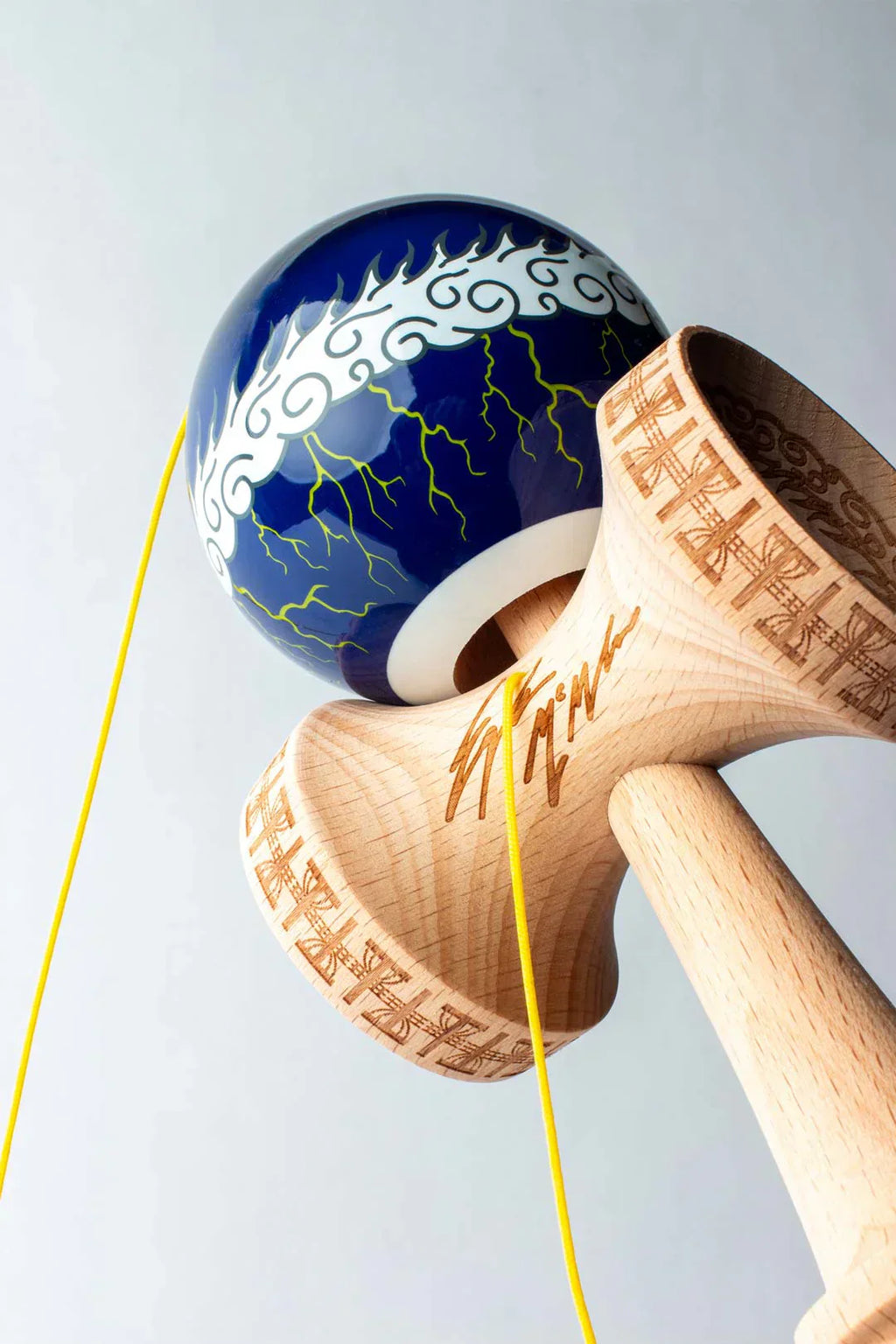 Sweets Kendama | Eagle McMahon Sig. V2 LS | Cushion Clear