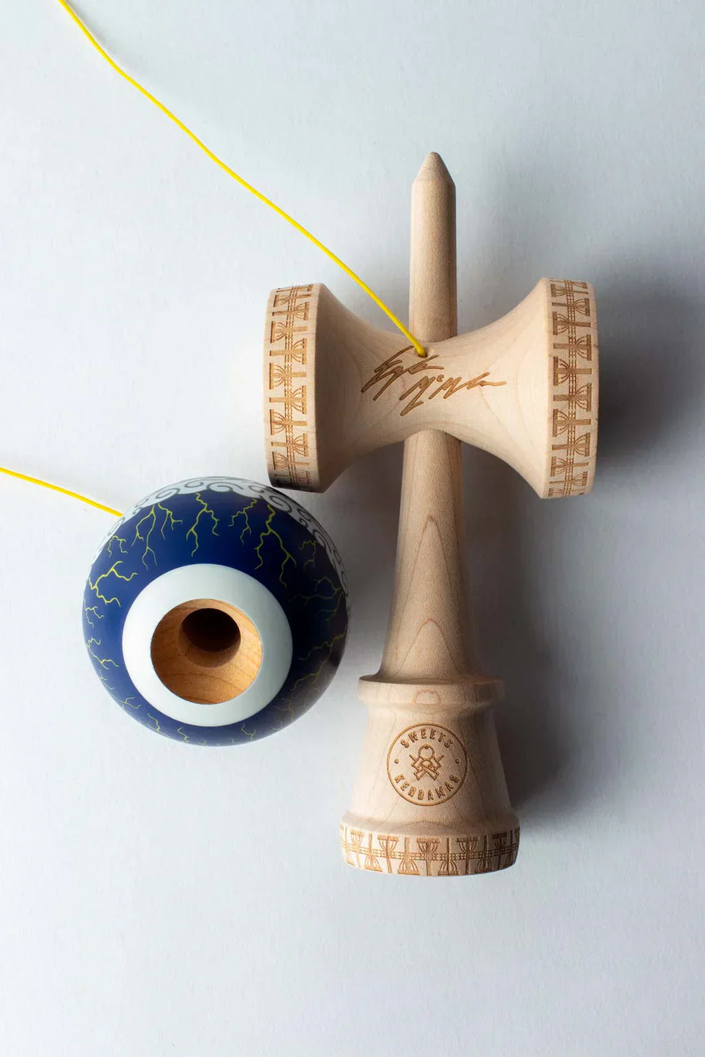 Sweets Kendama | Eagle McMahon Sig. V2 LS | Cushion Clear