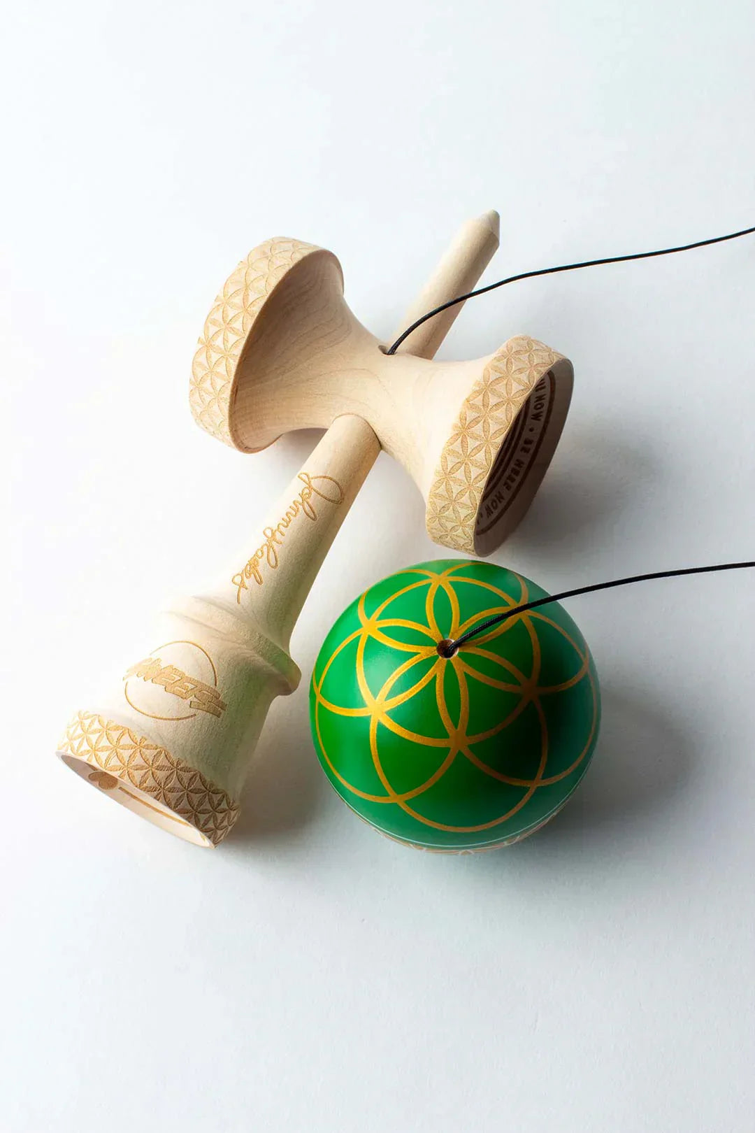 Sweets Kendama | Horizon Fade Pink Yellow | Cushion Clear